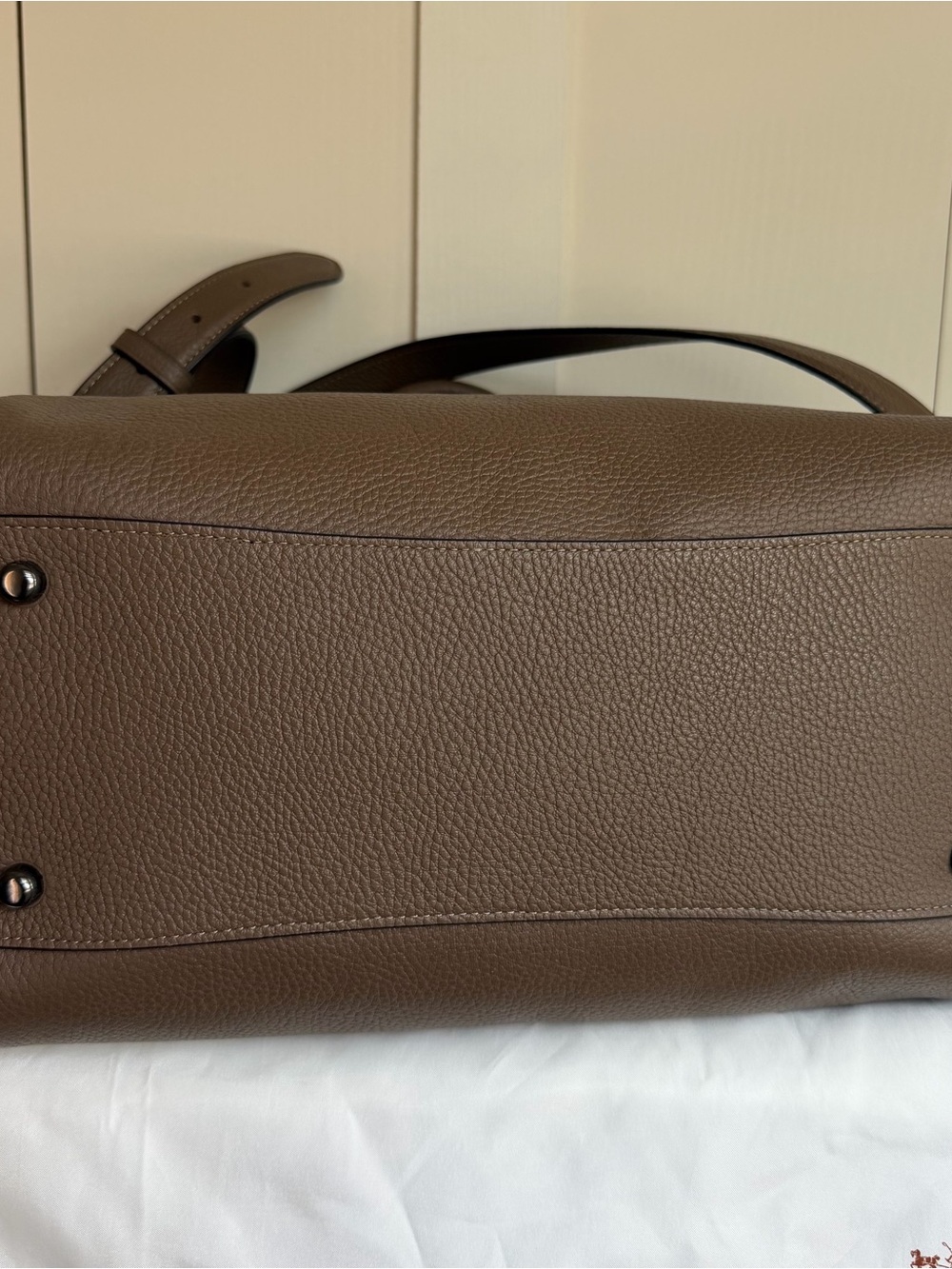 Coach Rowan Large Satchel - Picture 6 of 8